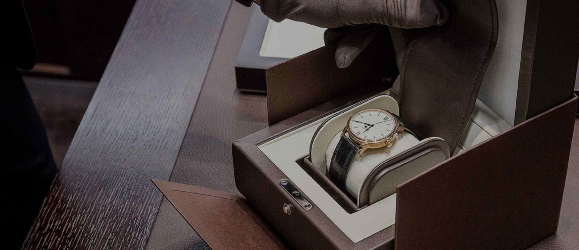 郑州百达翡丽手表维修费用价目表